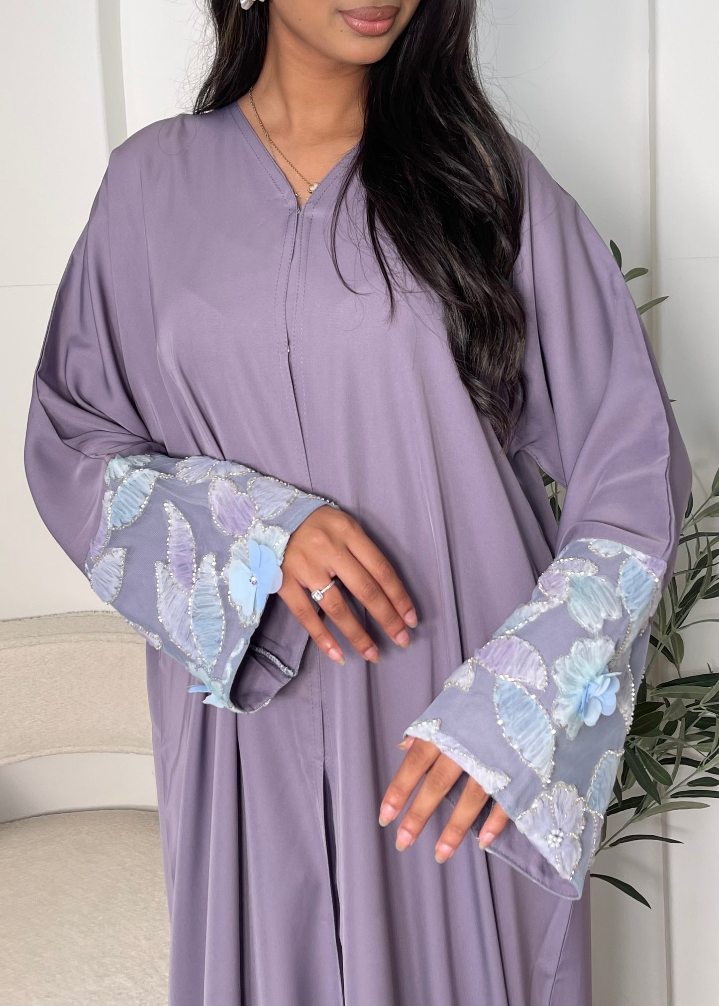 Astu Abaya with chiffon scarf | LILAC